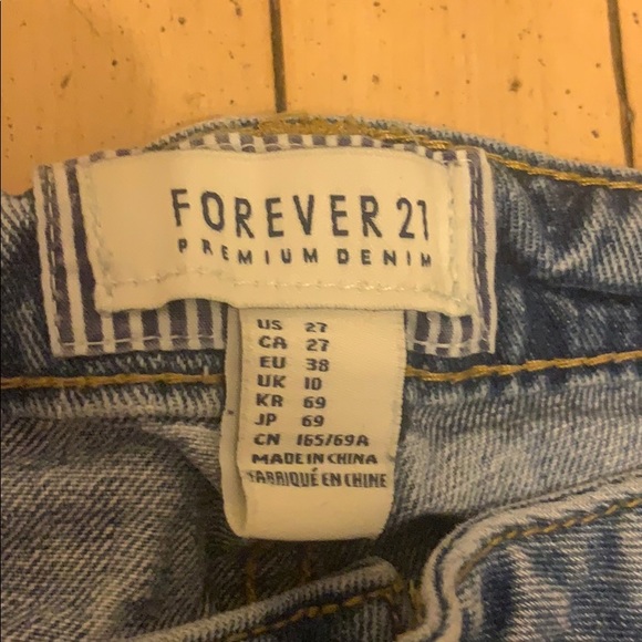 Forever 21 Jean Shorts - Picture 2 of 6